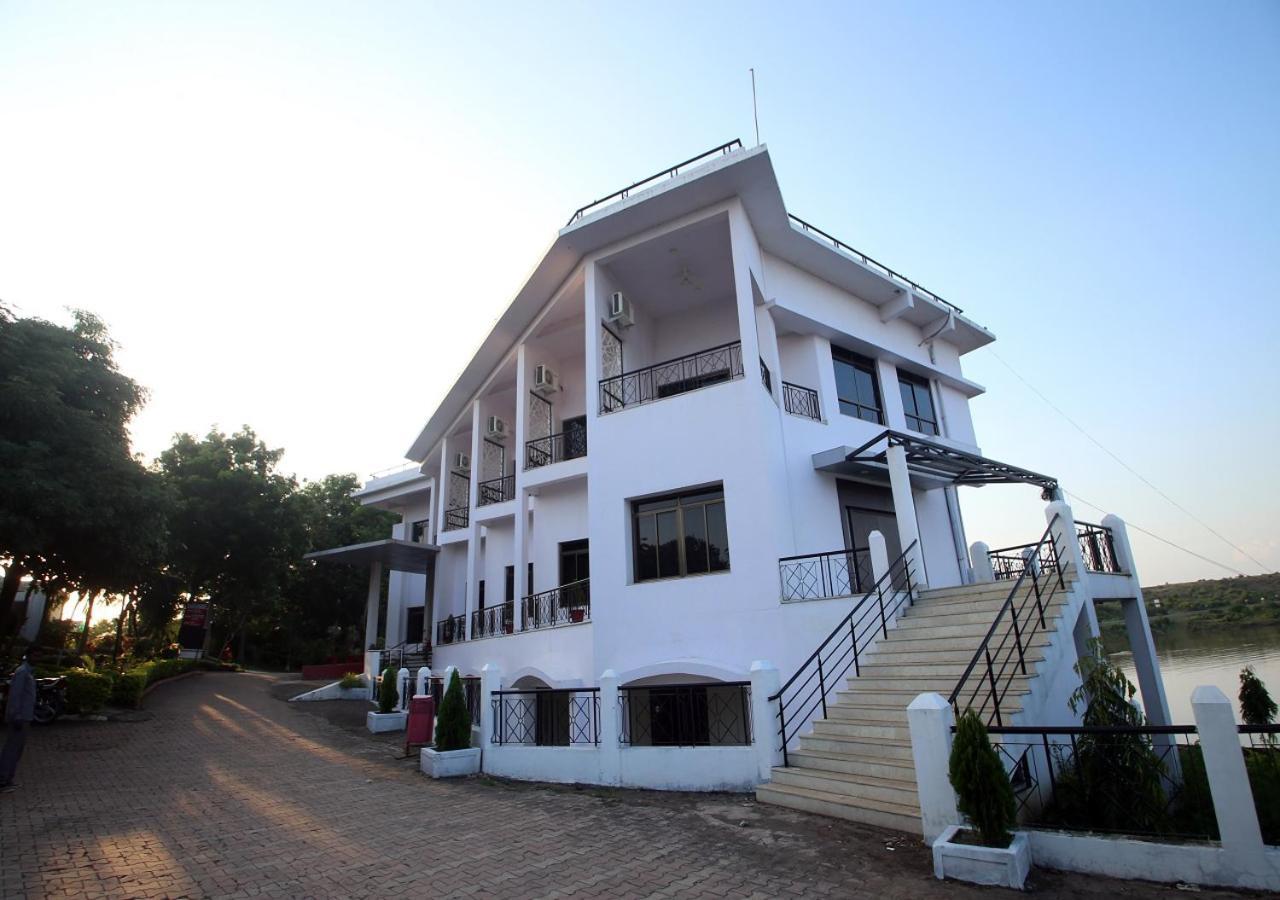 Mpt Maikal Resort, Bargi Eksteriør bilde
